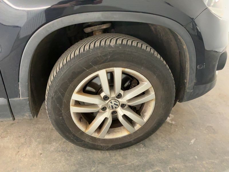 Volkswagen Tiguan 2.0 TDI Trend & Fun BlueMotion Tech 2013 – снимка 11