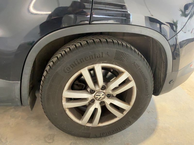 Volkswagen Tiguan 2.0 TDI Trend & Fun BlueMotion Tech 2013 – снимка 5
