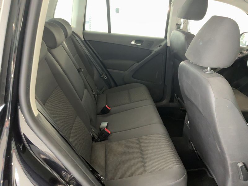 Volkswagen Tiguan 2.0 TDI Trend & Fun BlueMotion Tech 2013 – снимка 20