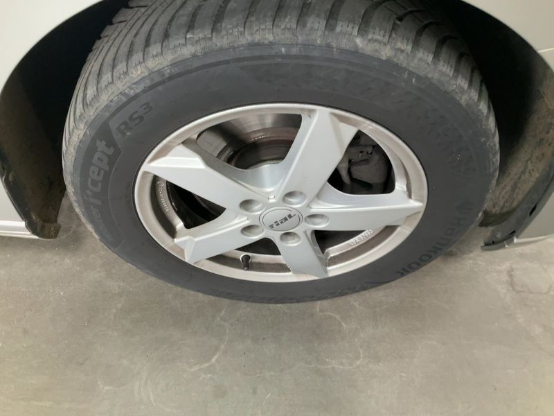 Volkswagen Passat 2.0 TDI Comfortline BlueMotion Tech 2017 – снимка 11