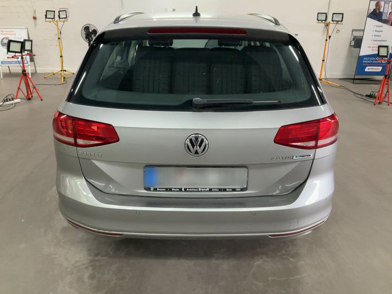 Volkswagen Passat 2.0 TDI Comfortline BlueMotion Tech 2017 – снимка 7