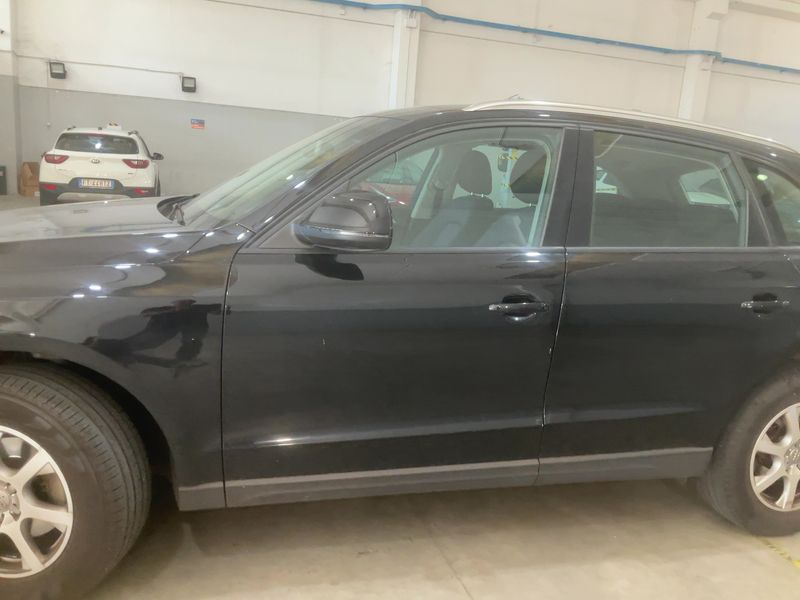Audi Q5 2.0 TFSI quattro 2011 – снимка 4