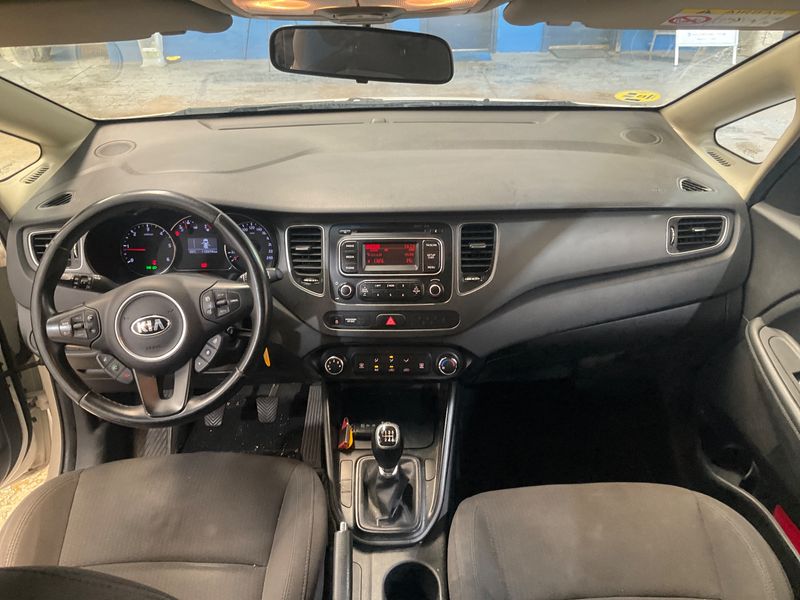 Kia Carens 1.7 CRDi Concept 2015 – снимка 17
