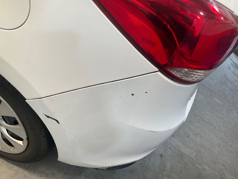 Kia Carens 1.7 CRDi Concept 2015 – снимка 43