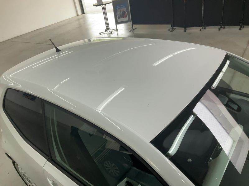 Volkswagen up! 1.0 White up! 2012 – снимка 13