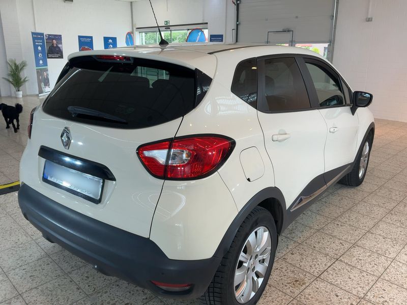 Renault Captur 1.5 dCi Energy Dynamique 2015 – снимка 8
