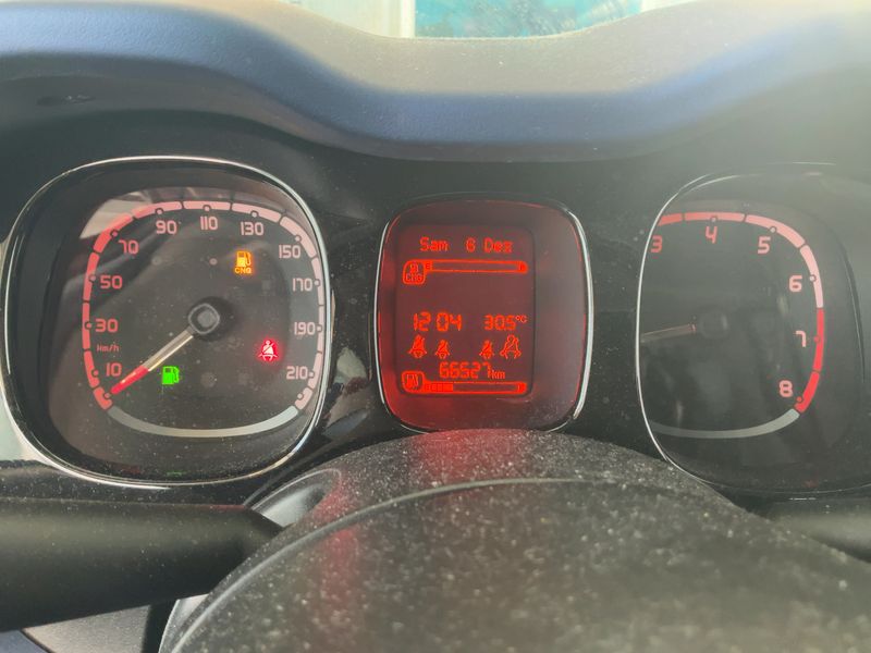 Fiat Panda 0.9 TwinAir Natural Power CNG Lounge 2015 – снимка 19