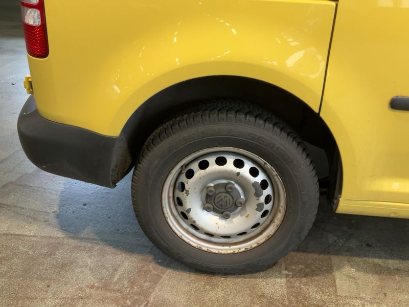 Volkswagen Caddy 1.6 TDI Kasten 2011 – снимка 9