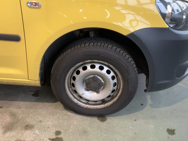 Volkswagen Caddy 1.6 TDI Kasten 2011 – снимка 11