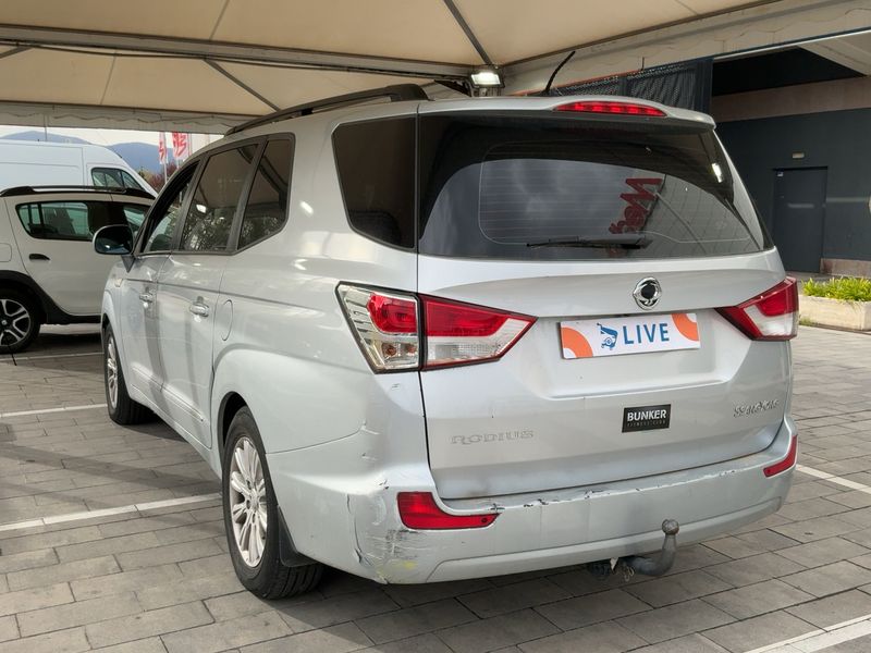 Ssangyong Rodius 270 Xdi 2014 – снимка 6