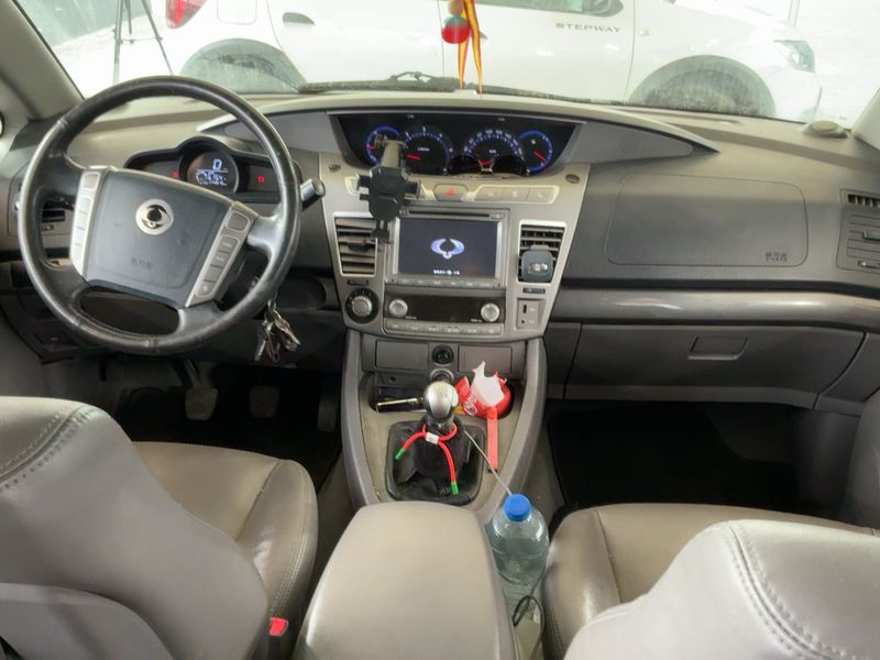 Ssangyong Rodius 270 Xdi 2014 – снимка 17