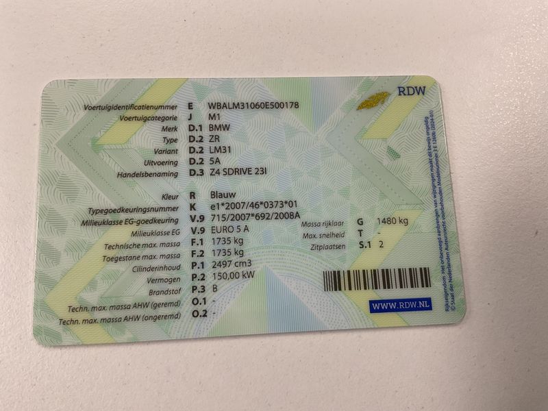 BMW Z4 sDrive 23i 2010 – снимка 20