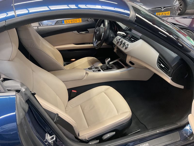 BMW Z4 sDrive 23i 2010 – снимка 16