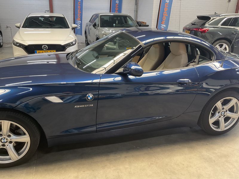 BMW Z4 sDrive 23i 2010 – снимка 4