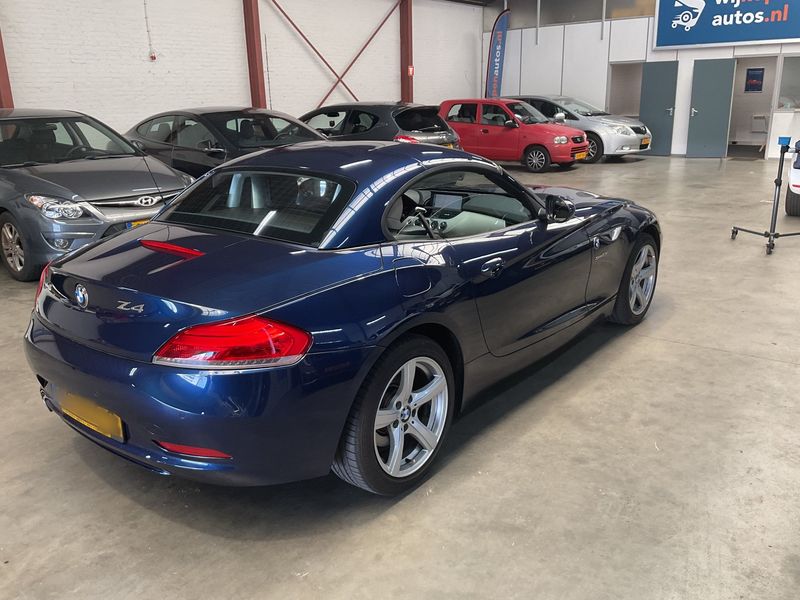 BMW Z4 sDrive 23i 2010 – снимка 8