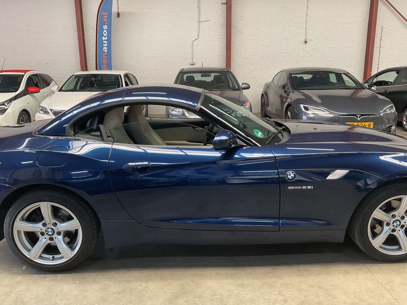 BMW Z4 sDrive 23i 2010 – снимка 10
