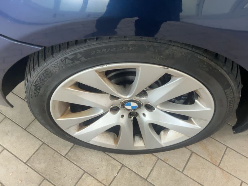 BMW 3er 330d 2011 – снимка 9