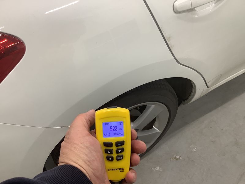 Toyota Auris 1.8 Hybrid Life 2011 – снимка 23