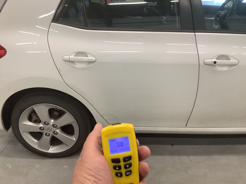 Toyota Auris 1.8 Hybrid Life 2011 – снимка 25