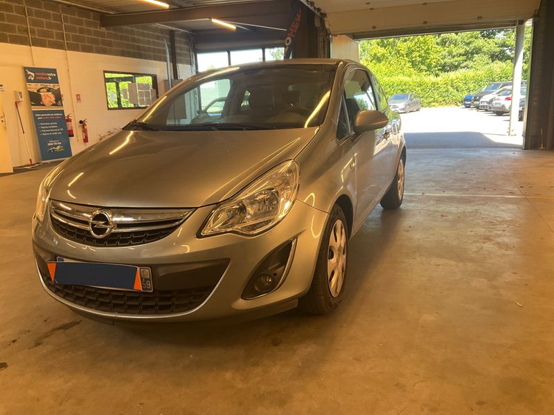Opel Corsa 1.3 CDTI 150 Jahre Opel 2013 – снимка 1