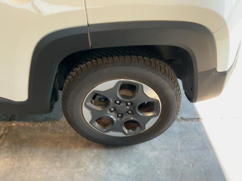 Jeep Renegade 1.6 M-Jet Business FWD 2018 – снимка 5