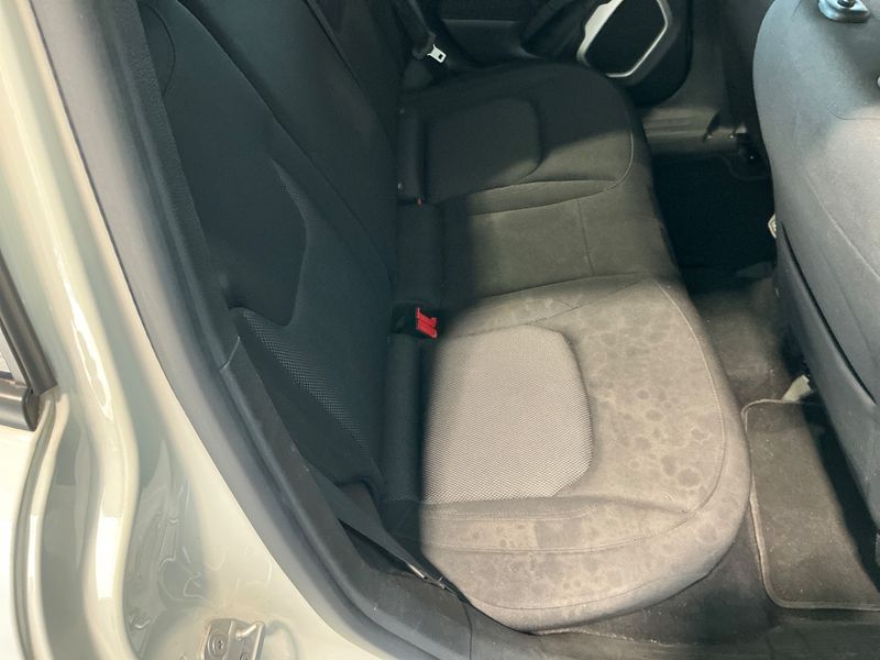 Jeep Renegade 1.6 M-Jet Business FWD 2018 – снимка 25