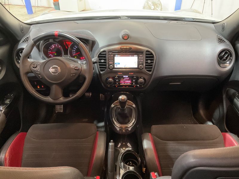 Nissan Juke 1.6 Nismo RS 4x2 30 Aniversario 2015 – снимка 17