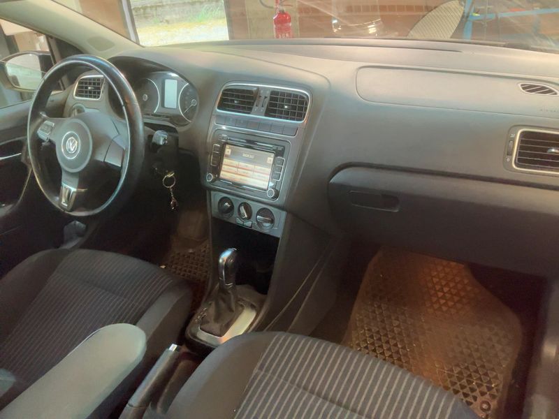 Volkswagen Polo 1.2 TSI Highline 2010 – снимка 18