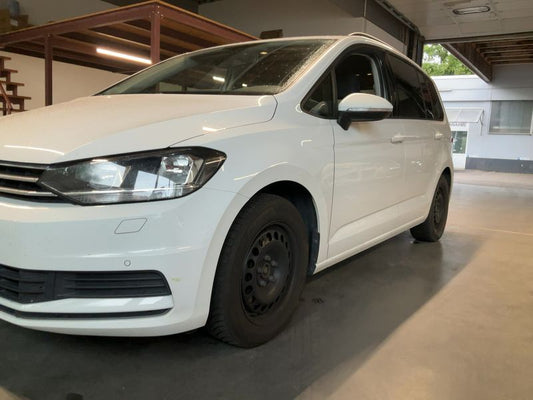 Volkswagen Touran 2.0 TDI Comfortline BlueMotion Tech 2019 – снимка 2