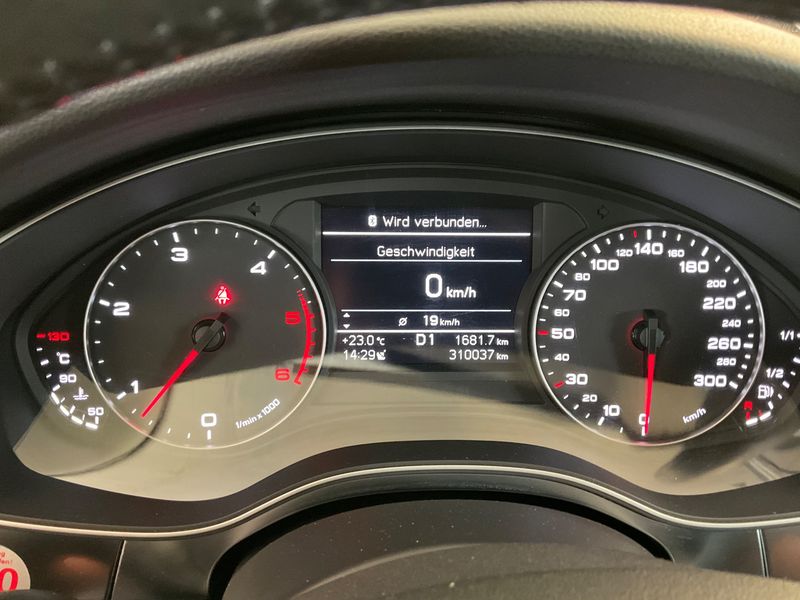 Audi A6 3.0 V6 TDI quattro 2013 – снимка 18