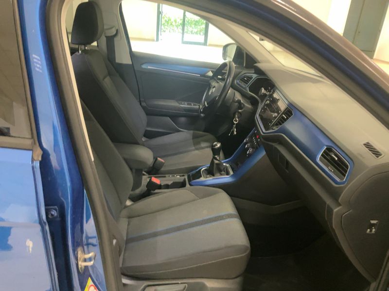 Volkswagen T-Roc 1.6 TDI Style 2018 – снимка 17