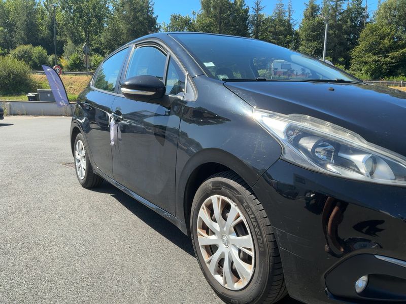 Peugeot 208 1.2 e-VTi Active 2016 – снимка 12