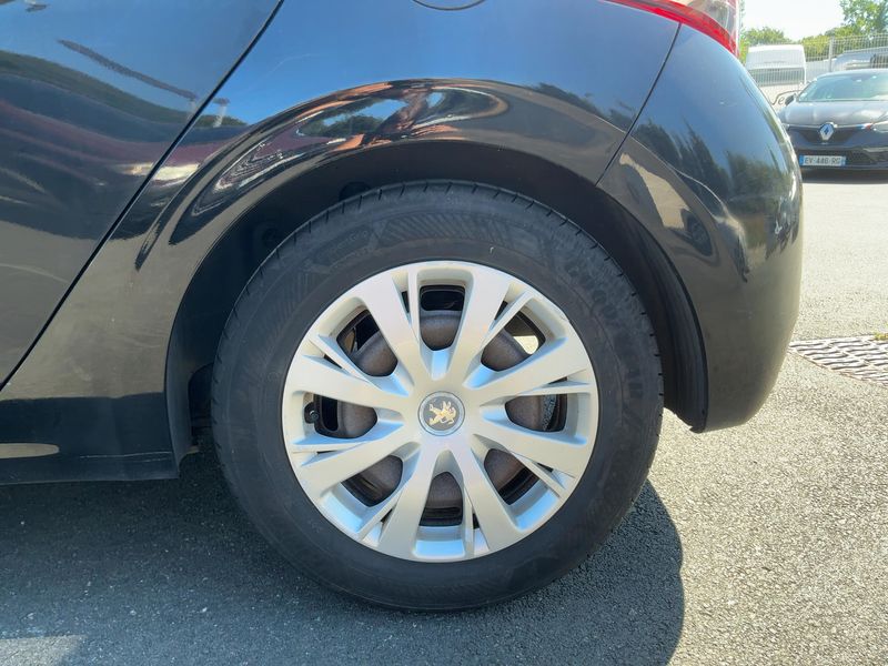 Peugeot 208 1.2 e-VTi Active 2016 – снимка 5