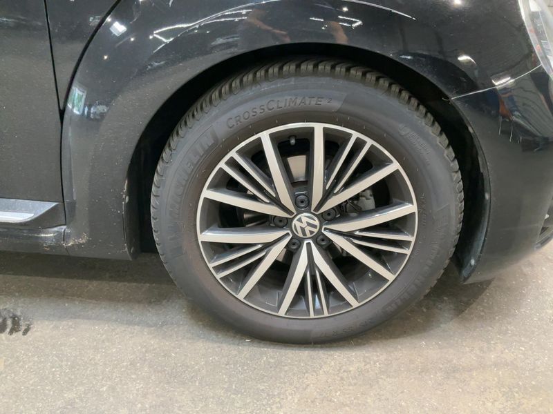 Volkswagen Beetle 1.2 TSI Sound BlueMotion Tech 2017 – снимка 11
