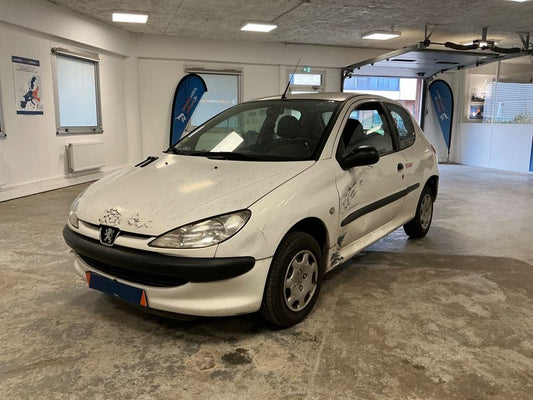 Peugeot 206 1.4 Style 2000 – снимка 1