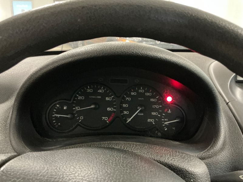 Peugeot 206 1.4 Style 2000 – снимка 4