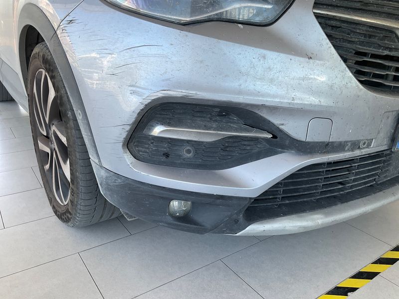 Opel Grandland X 1.6 CDTI DPF Ultimate 2018 – снимка 32