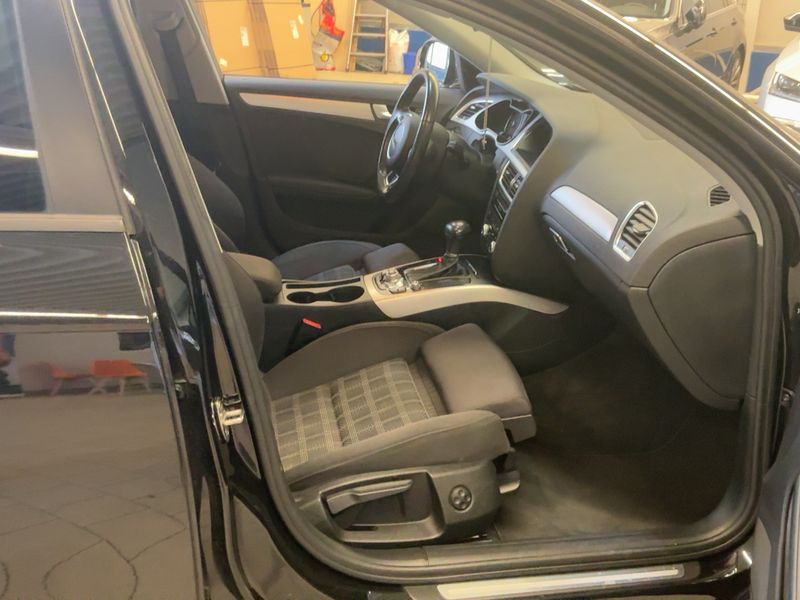 Audi A4 2.0 TDI clean diesel Ambition 2015 – снимка 16