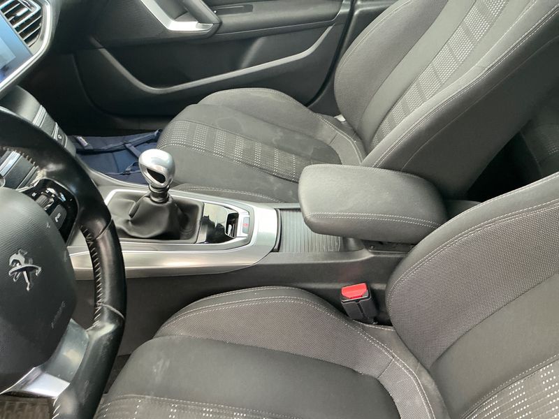 Peugeot 308 1.6 Blue-HDi Allure 2017 – снимка 29
