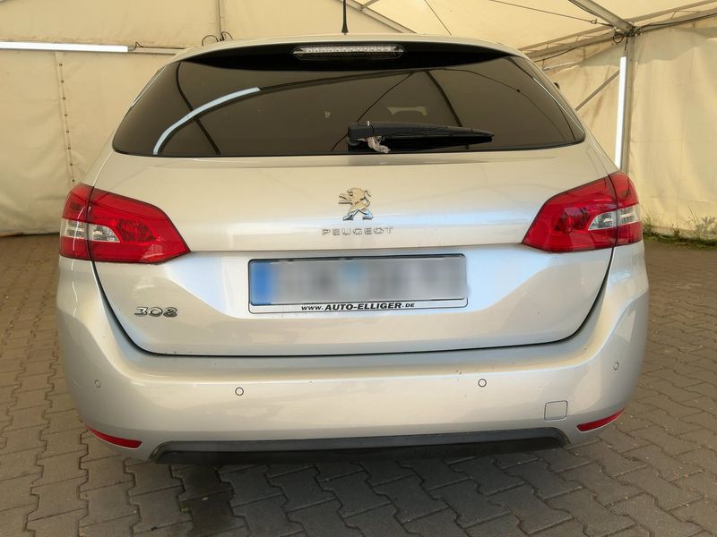 Peugeot 308 1.6 Blue-HDi Allure 2017 – снимка 7