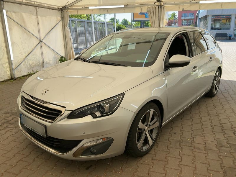 Peugeot 308 1.6 Blue-HDi Allure 2017 – снимка 1