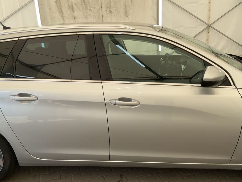 Peugeot 308 1.6 Blue-HDi Allure 2017 – снимка 10
