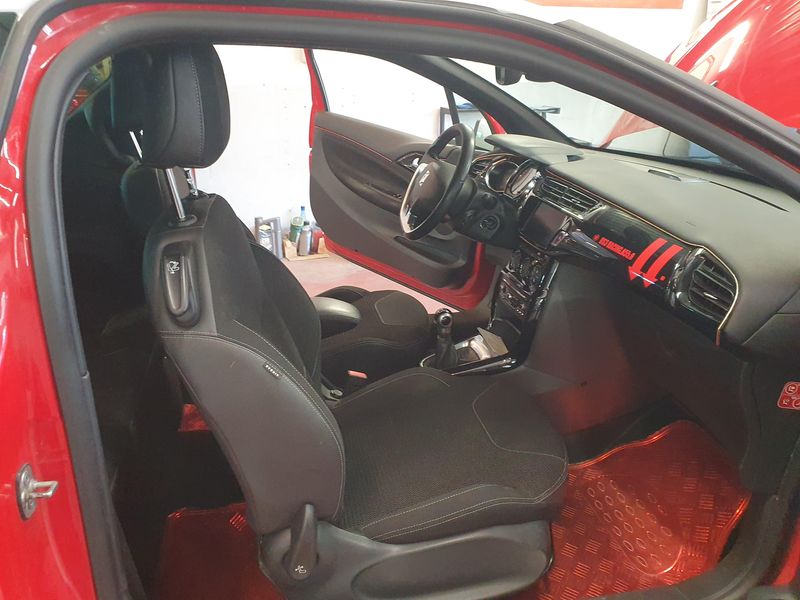 Citroen DS3 1.6 HDi SoChic 2013 – снимка 17