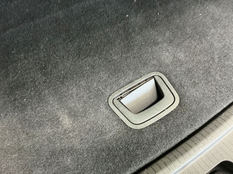 Opel Insignia Sports Tourer 1.6 CDTI DPF Innovation 2016 – снимка 30