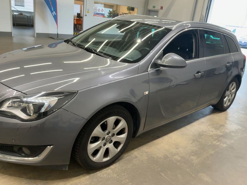 Opel Insignia Sports Tourer 1.6 CDTI DPF Innovation 2016 – снимка 2