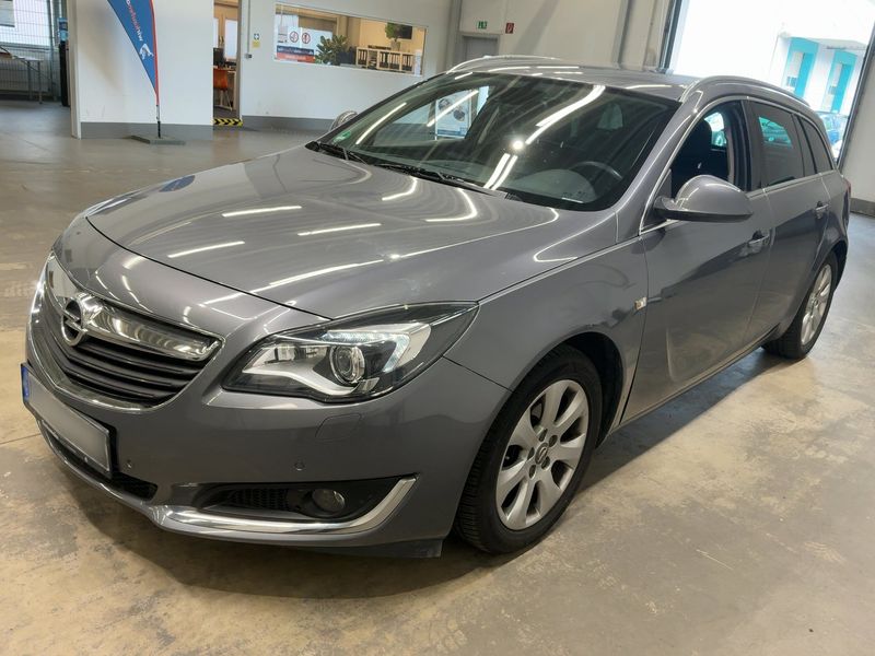 Opel Insignia Sports Tourer 1.6 CDTI DPF Innovation 2016 – снимка 1