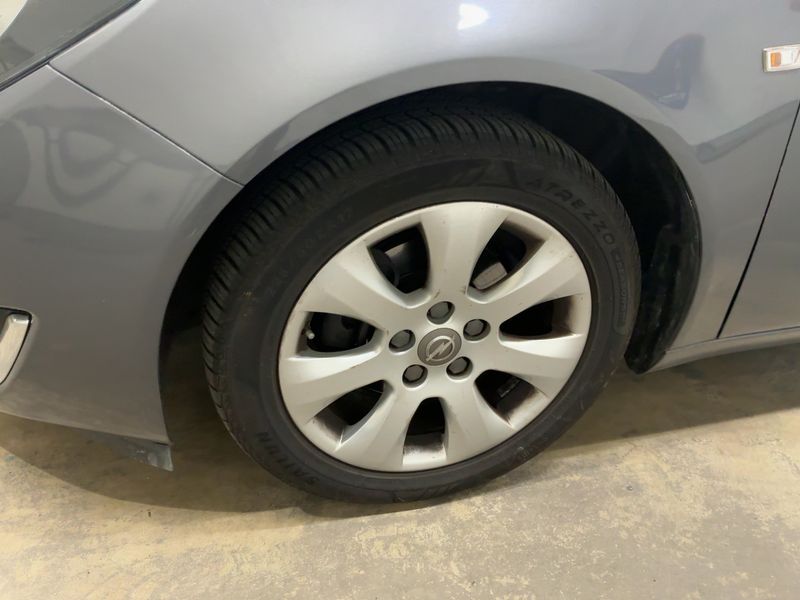 Opel Insignia Sports Tourer 1.6 CDTI DPF Innovation 2016 – снимка 3