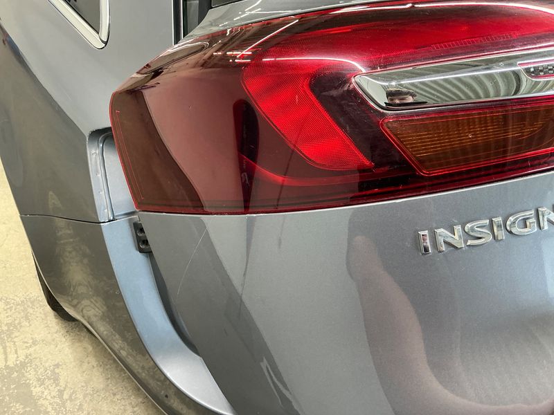 Opel Insignia Sports Tourer 1.6 CDTI DPF Innovation 2016 – снимка 36