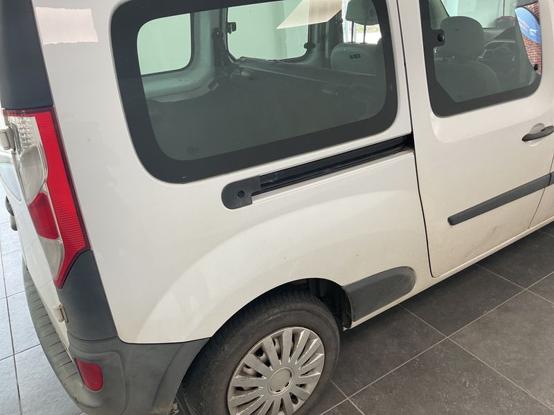 Renault Kangoo 1.5 dCi Furgón Maxi 5P Profesional 2016 – снимка 24