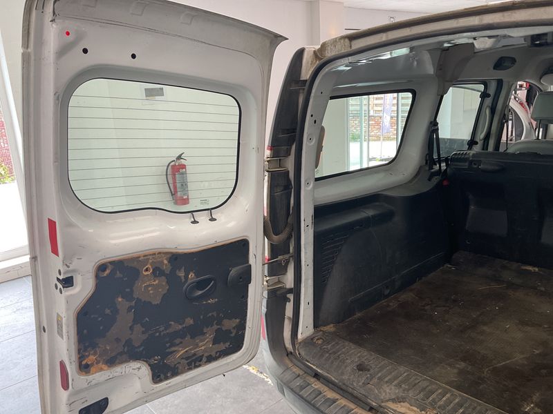 Renault Kangoo 1.5 dCi Furgón Maxi 5P Profesional 2016 – снимка 56